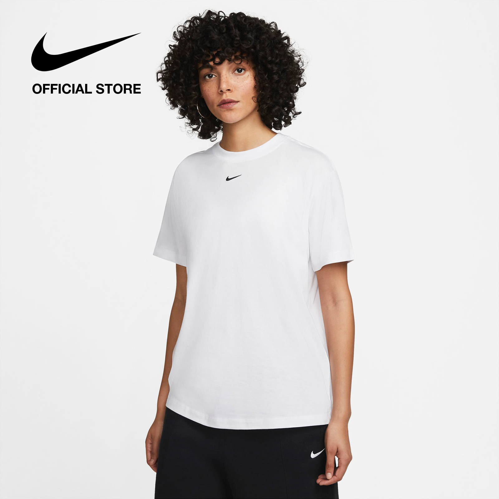 Nike Women's Sportswear Essential T-Shirt - White