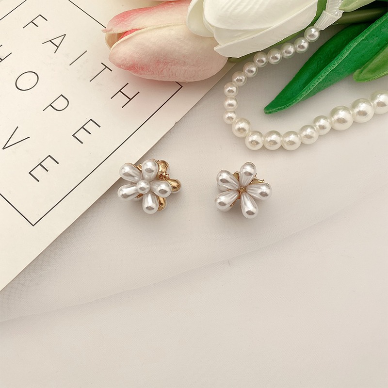 [SG | Mini & Tight] 2-8pc Set 2cm Mini Faux Pearl Hair Claw Hair Clip, Cute Daisy Korean Hair Grip hair accessories for women girls